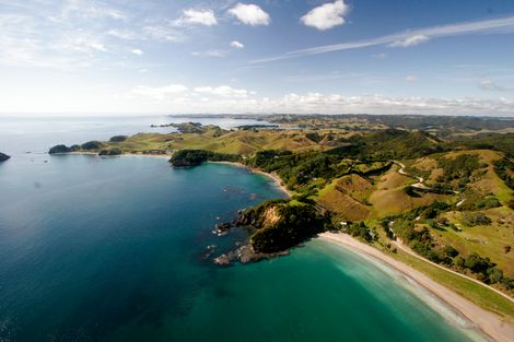 Photo of property in 354 Rockell Road, Whananaki, Hikurangi, 0181