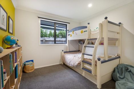 Photo of property in 52 Atherton Terrace, Churton Park, Wellington, 6037