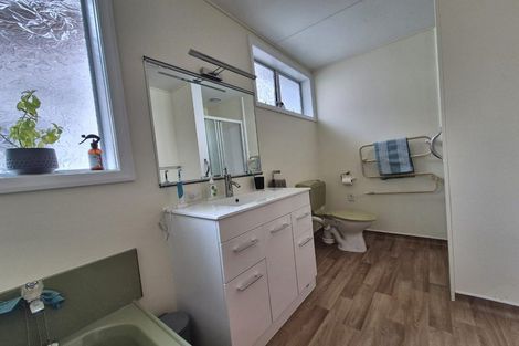 Photo of property in 101 The Parade, Island Bay, Wellington, 6023