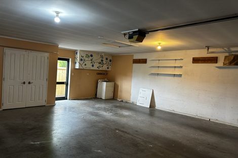 Photo of property in 1/47 Carnoustie Drive, Wattle Downs, Auckland, 2103