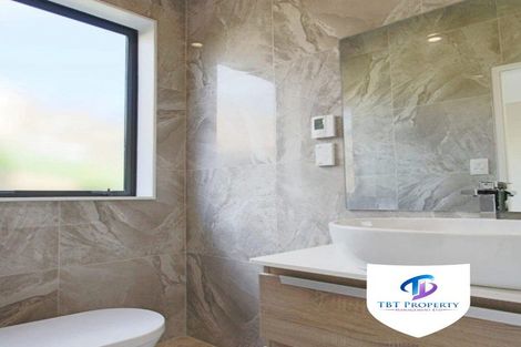 Photo of property in 25c Arrowsmith Drive, Flat Bush, Auckland, 2019