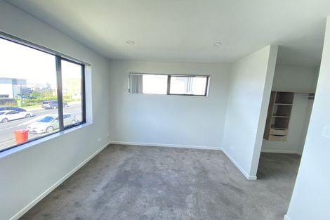 Photo of property in 148 Hobsonville Road, Hobsonville, Auckland, 0618