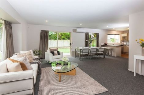 Photo of property in 4 Magnolia Lane, St Albans, Christchurch, 8052