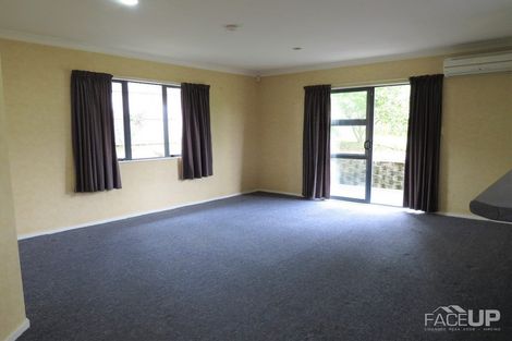 Photo of property in 26 Reybert Place, Massey, Auckland, 0614