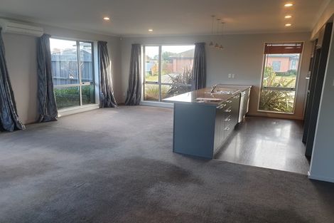 Photo of property in 30 Marlowe Place, Rolleston, 7614