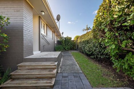 Photo of property in 61a/3 Northboro Road, Belmont, Auckland, 0622