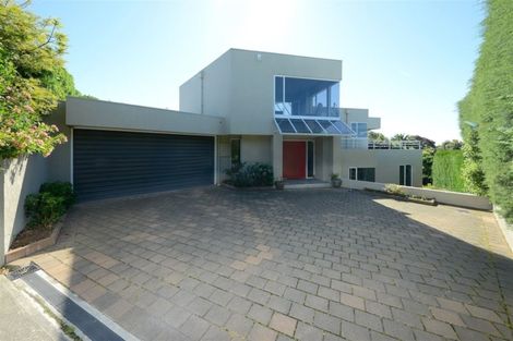 Photo of property in 2/11 Belleview Terrace, Mount Pleasant, Christchurch, 8081