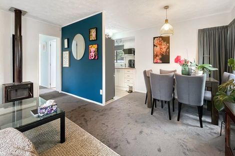 Photo of property in 7 Angeline Place, Massey, Auckland, 0614