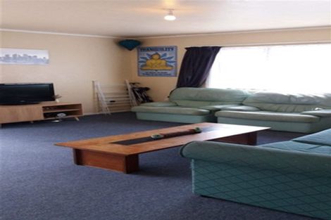 Photo of property in 13 Glengarry Road, Glen Eden, Auckland, 0602