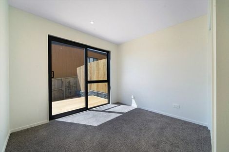 Photo of property in 1/16 Hewlett Road, Massey, Auckland, 0614