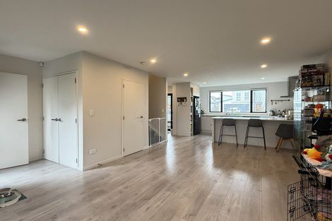 Photo of property in 6 Kearns Drive, Hobsonville, Auckland, 0616