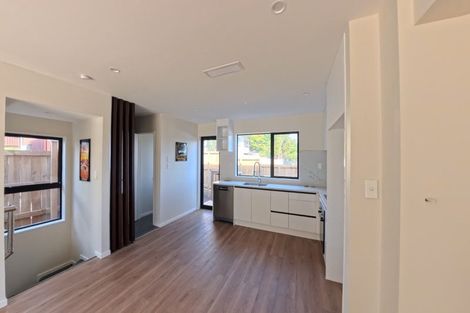 Photo of property in 6/20 William Souter Street, Forrest Hill, Auckland, 0620