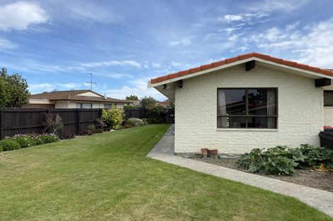 Photo of property in 18 Omega Place, Casebrook, Christchurch, 8051