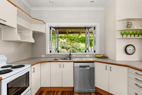 Photo of property in 153 Gloucester Street, Taradale, Napier, 4112