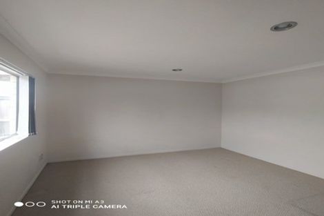 Photo of property in 48 Helianthus Avenue, Flat Bush, Auckland, 2019