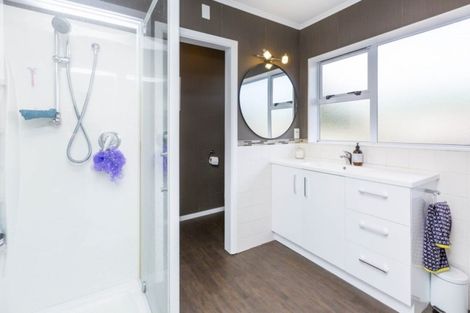 Photo of property in 5 Mitre Grove, Trentham, Upper Hutt, 5018