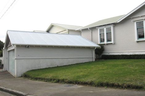 Photo of property in 11 Donald Crescent, Karori, Wellington, 6012