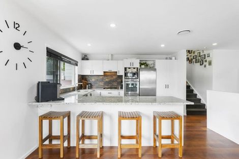 Photo of property in 6 Stephanie Close, Glenfield, Auckland, 0629