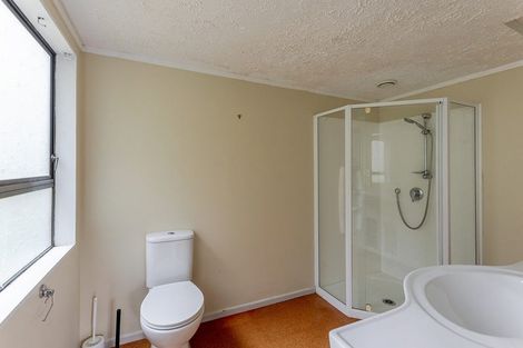 Photo of property in 10 Mamaku Street, Paraparaumu, 5032