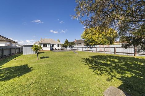 Photo of property in 28 Humber Street, Roslyn, Palmerston North, 4414