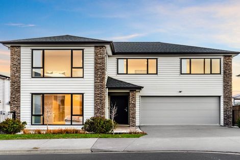 Photo of property in 22 Cassidy Drive, Orewa, 0931
