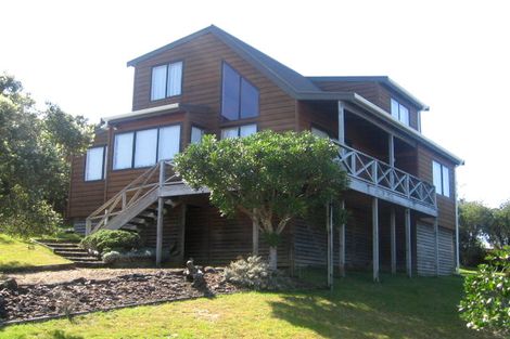 Photo of property in 3 Miro Place, Whitianga, 3510