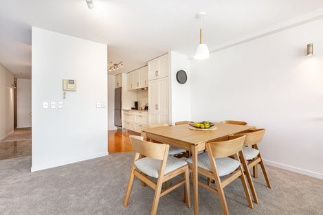 Photo of property in Aqua, 6/74 Oriental Parade, Oriental Bay, Wellington, 6011