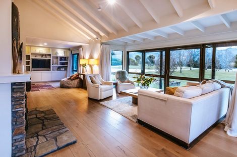 Photo of property in 86 Golf Course Road, Wanaka, 9305