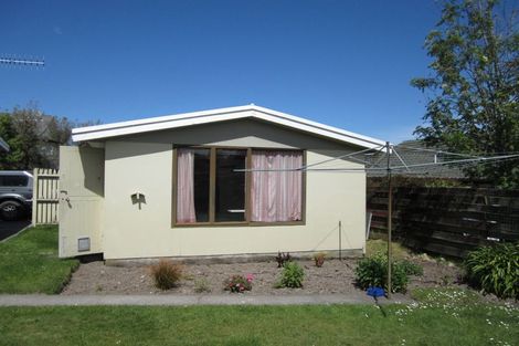 Photo of property in 1/15 Regents Grove, Richmond Heights, Taupo, 3330