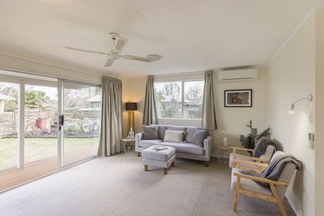 Photo of property in 5 Larch Grove, Paraparaumu, 5032