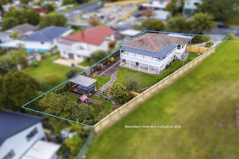 Photo of property in 92 Gallony Avenue, Massey, Auckland, 0614