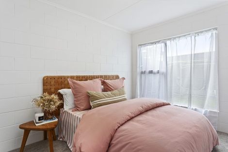 Photo of property in 1/106 Charles Street, Waltham, Christchurch, 8011