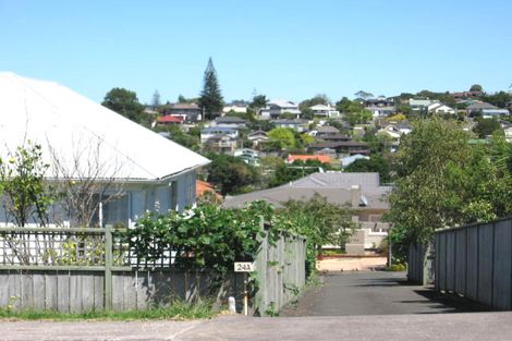 Photo of property in 1/24a Dallinghoe Crescent, Milford, Auckland, 0620