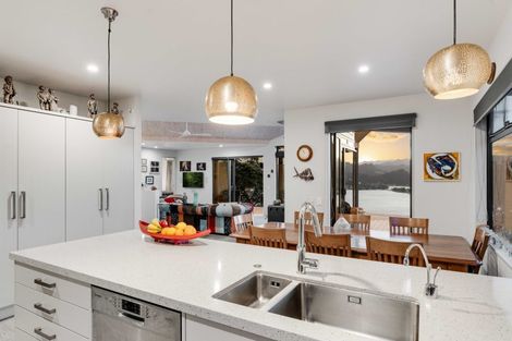 Photo of property in 8 Wiremu Road, Tairua, 3508