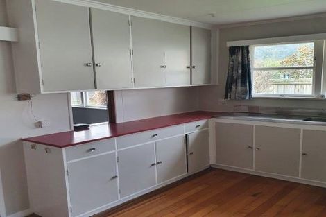 Photo of property in 158 Stokes Valley Road, Stokes Valley, Lower Hutt, 5019
