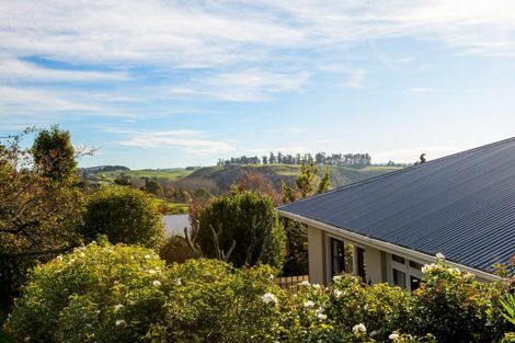 Photo of property in 14 Solway Street, Holmes Hill, Oamaru, 9401