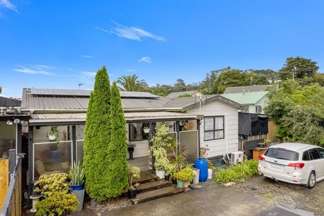 Photo of property in 1/32 Starforth Place, Henderson, Auckland, 0612