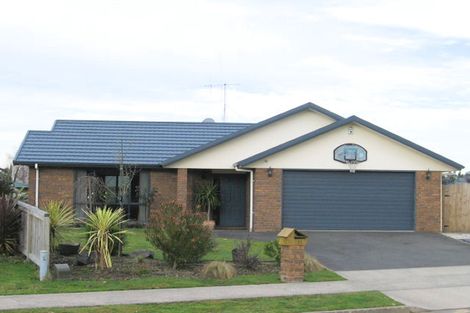 Photo of property in 11 Rochester Place, Nawton, Hamilton, 3200