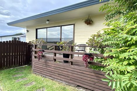 Photo of property in 1 Langstone Street, Welcome Bay, Tauranga, 3112