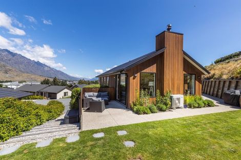 Photo of property in 5 Batsford Lane, Lower Shotover, Queenstown, 9371