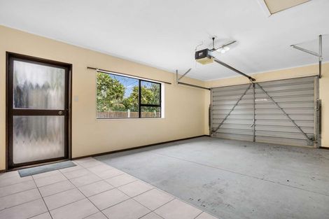 Photo of property in 12 Penrhyn Place, Mount Maunganui, 3116