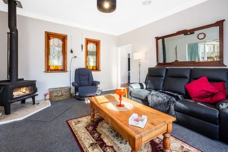 Photo of property in 27 Stanley Street, Wainuiomata, Lower Hutt, 5014