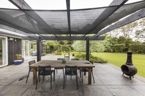 Photo of property in 212 Polson Hill Drive, Aokautere, Palmerston North, 4471