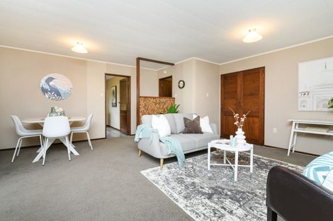 Photo of property in 29 Redwood Grove, Hokowhitu, Palmerston North, 4410