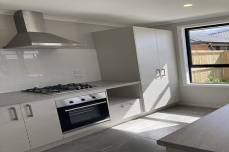 Photo of property in 49u2 Holland Road, Fairfield, Hamilton, 3214