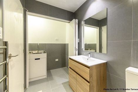 Photo of property in 9/11 Scanlen Terrace, Kelston, Auckland, 0602