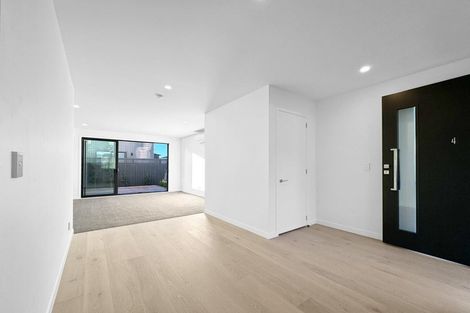 Photo of property in 323 Riverside Drive, Waterloo, Lower Hutt, 5011