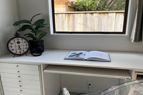 Photo of property in 16 Willowstream Grove, Cloverlea, Palmerston North, 4412