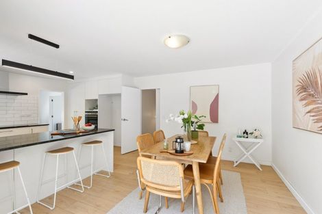 Photo of property in 18 Satara Crescent, Khandallah, Wellington, 6035