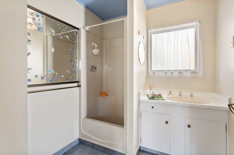 Photo of property in 2/12 Puriri Street, Hilltop, Taupo, 3330
